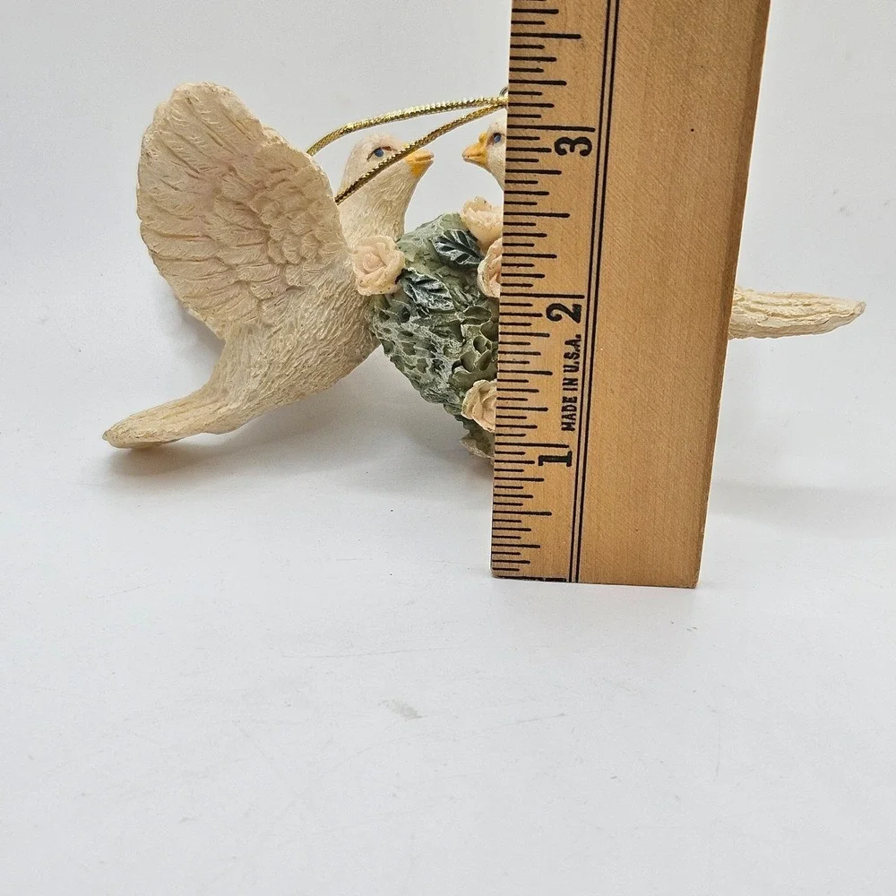 Vintage Dove Love Birds Ornament Figurine Floral Bouquet‎ Resin Wedding Decor